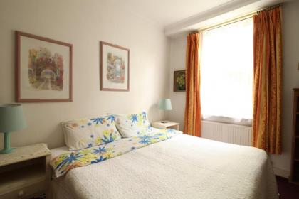Dawson Place Juliette's Bed and Breakfast - image 3