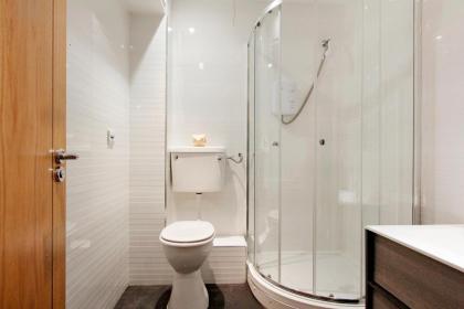 Apartments at Camden Square - image 27