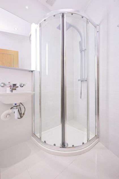 Apartments at Camden Square - image 30