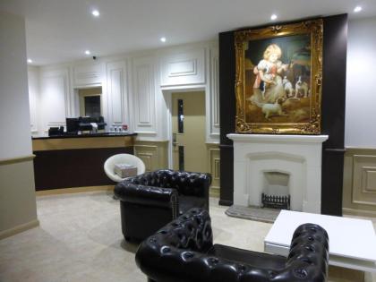 Real Dreams Hotel - image 10