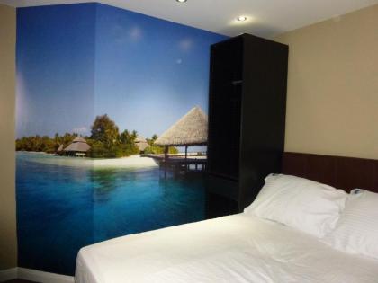 Real Dreams Hotel - image 13