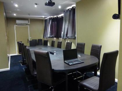 Real Dreams Hotel - image 16