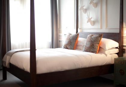The Warrington Hotel - image 3