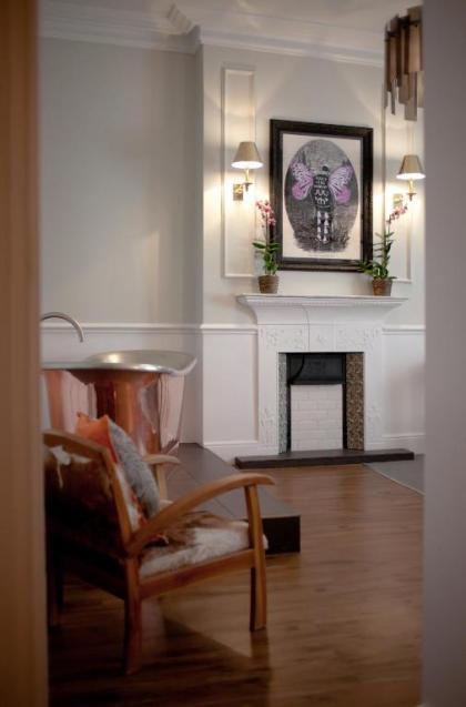 The Warrington Hotel - image 5