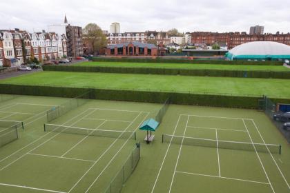 Barons Court Queens Club by Viridian Apartments - image 12
