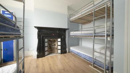 Queen Elizabeth Hostel - image 10