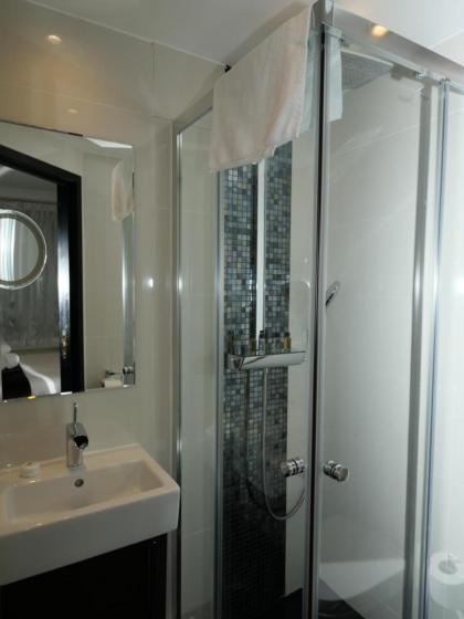 Great St Helen Hotel - image 24