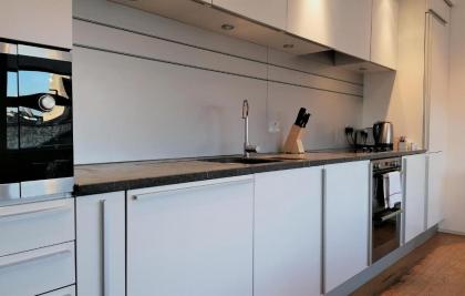King's Cross Deluxe Serviced Apartments - image 12