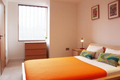Oxford Apartments - image 19
