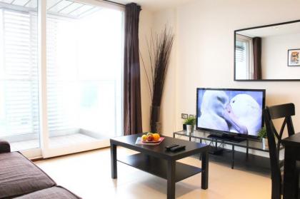 Oxford Apartments - image 7
