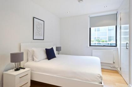Red Lion Court by City2Stay - image 11