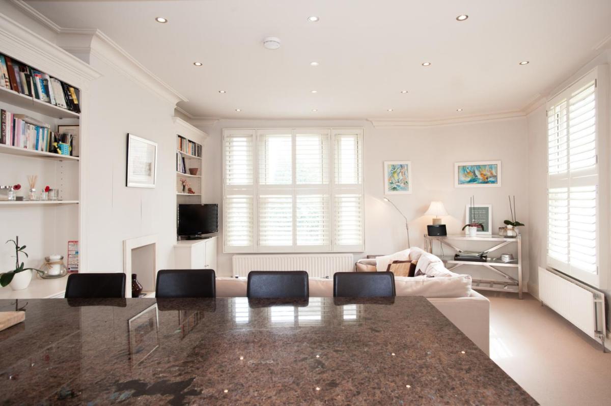 Veeve - King's Road Roof Terrace - image 7