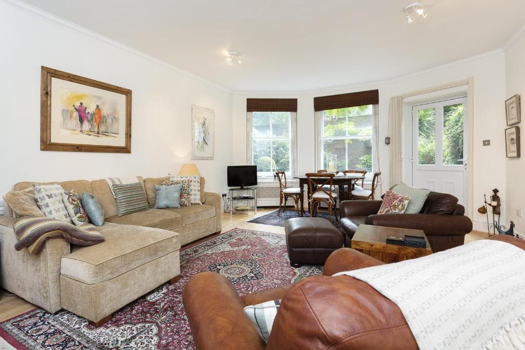 Veeve - Two Bedroom Apartment in Earl's Court - main image