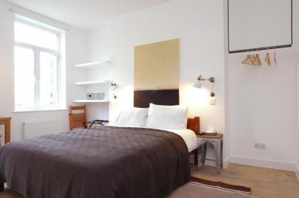 Stylish Fitzrovia Studios W1 - image 5