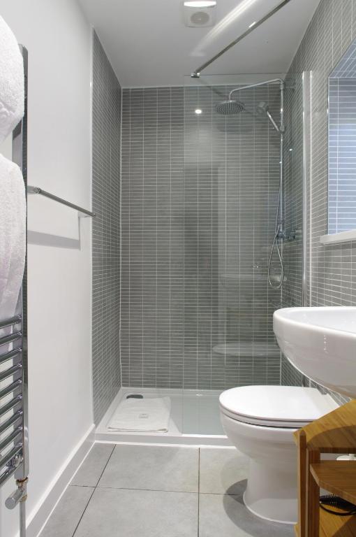 Stylish Fitzrovia Studios W1 - image 7