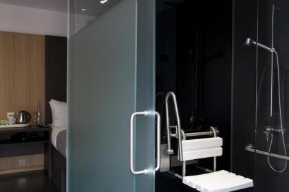 The Z Hotel City - image 19