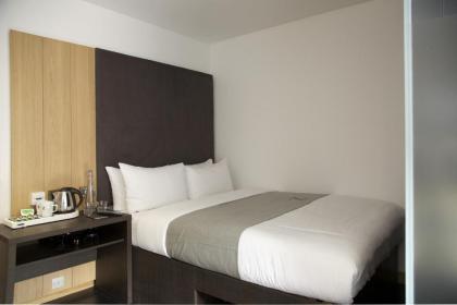 The Z Hotel City - image 20