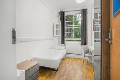 Bowden Court (Notting Hill) - image 2