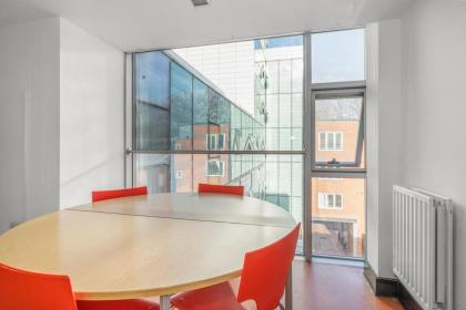 Davies Court (Canary Wharf) - image 10