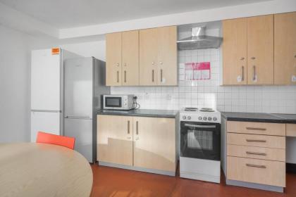 Davies Court (Canary Wharf) - image 11