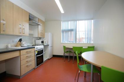 Davies Court (Canary Wharf) - image 13