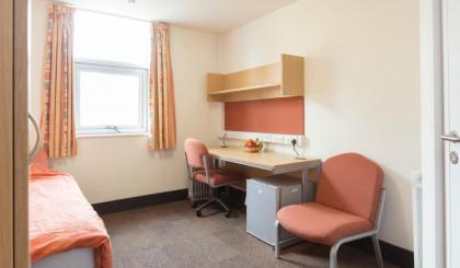 Davies Court (Canary Wharf) - image 15