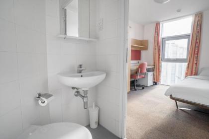 Davies Court (Canary Wharf) - image 6