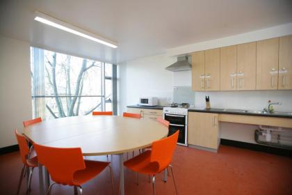 Davies Court (Canary Wharf) - image 9