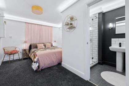 Belsize Park Boutique Accommodation - image 12