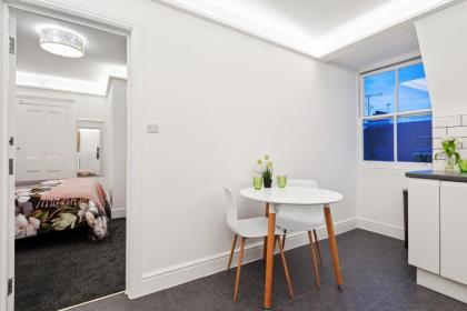 Belsize Park Boutique Accommodation - image 18