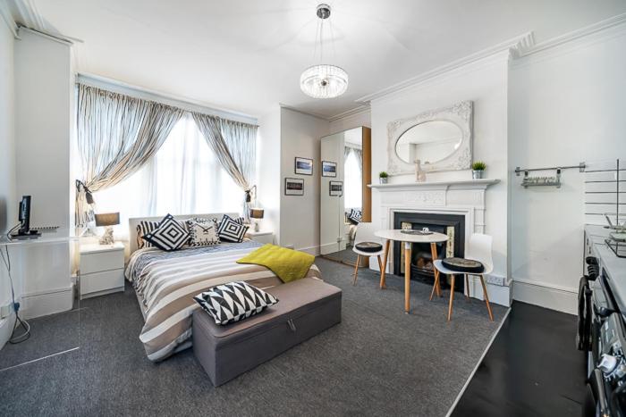 Belsize Park Boutique Accommodation - image 4