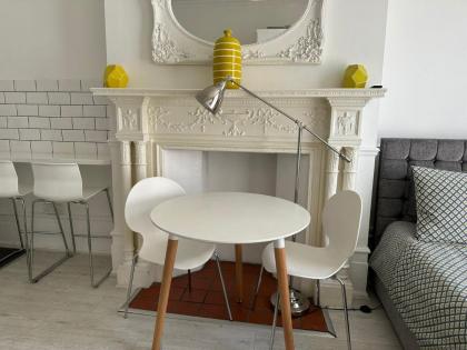 Belsize Park Boutique Accommodation - image 5