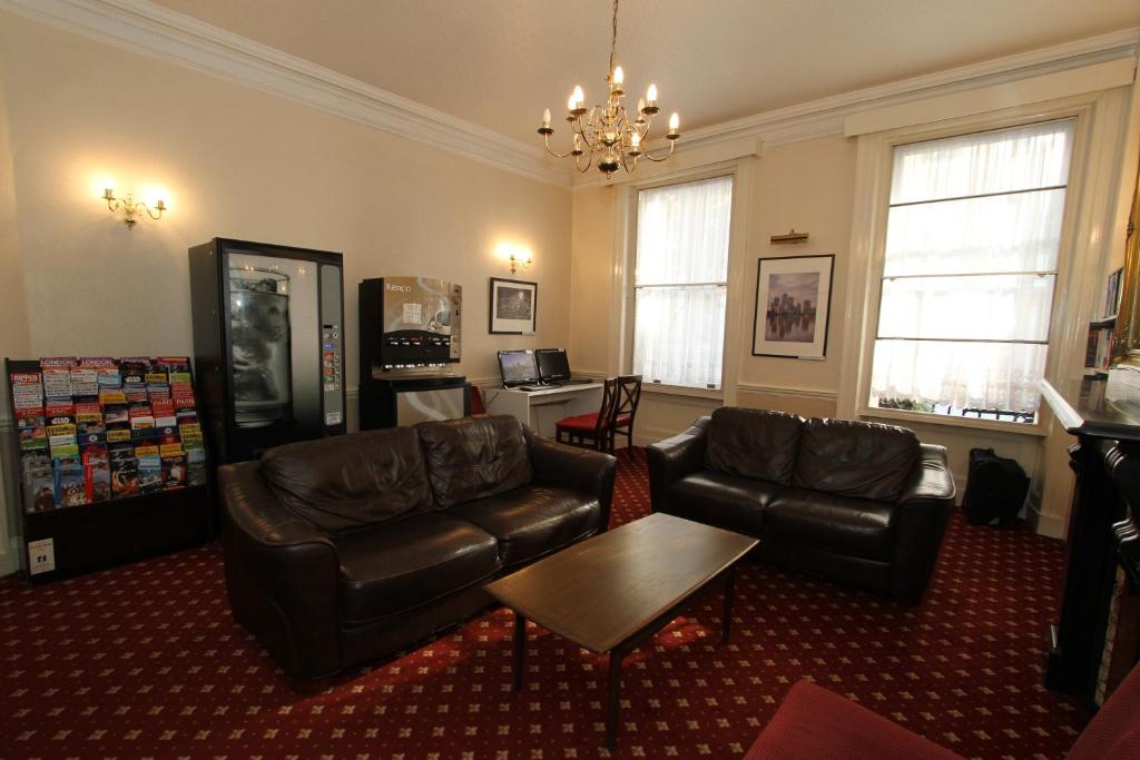 Ridgemount Hotel - image 2