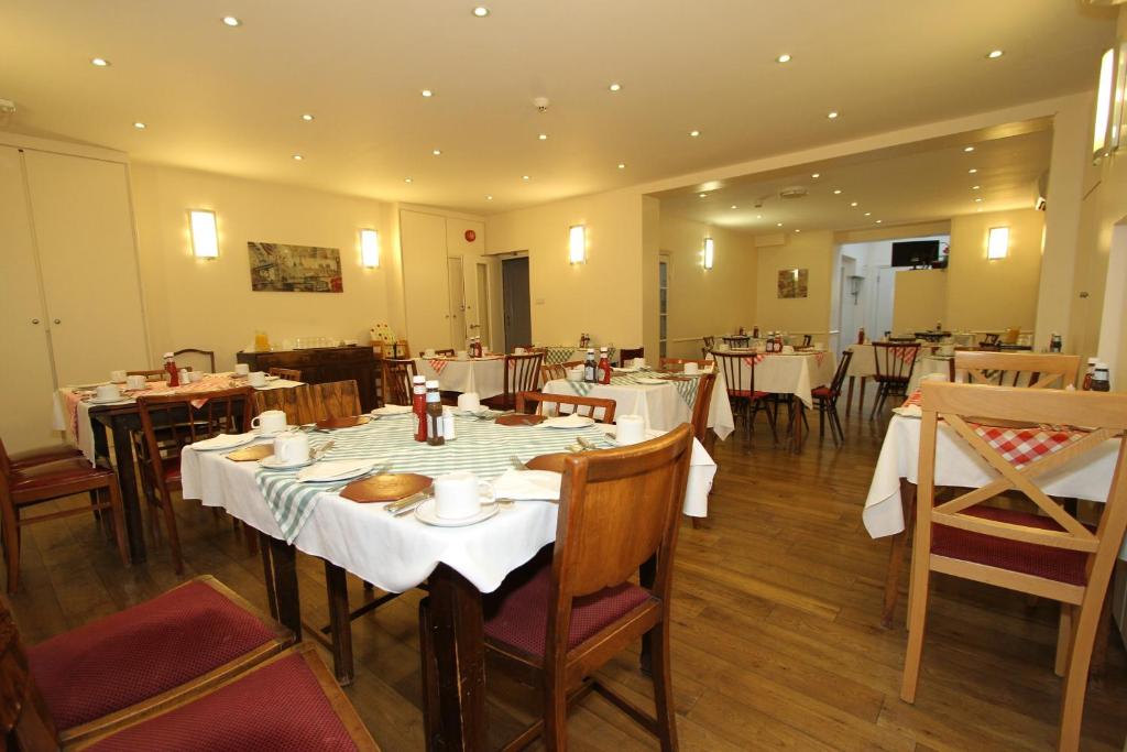 Ridgemount Hotel - image 6