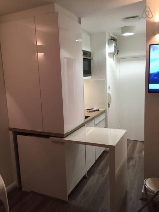 Apartments Craven Terrace - image 3