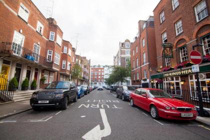 Bloomsbury Residences - image 8