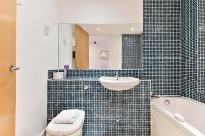 Camden Market Apartments - image 11