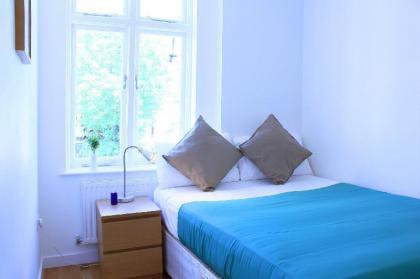 Camden Market Apartments - image 16