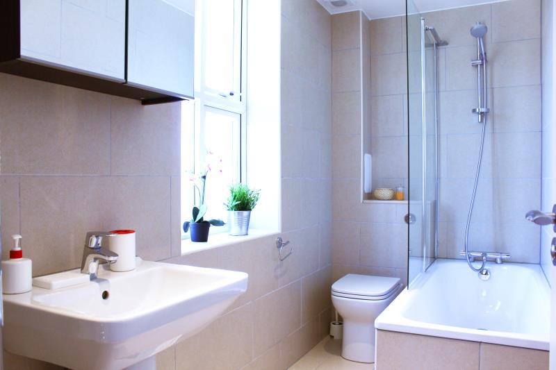 Camden Market Apartments - image 3