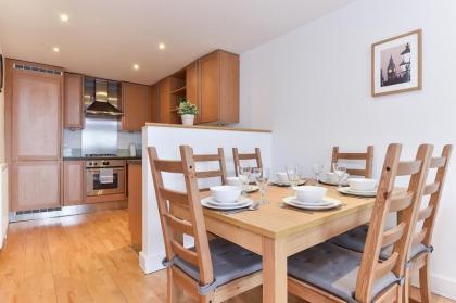 Camden Market Apartments - image 9