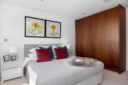 Lincoln Plaza Serviced Apartments by TheSqua.re - image 2