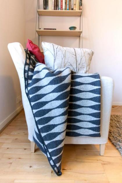 Tower Bridge Apartment - image 4