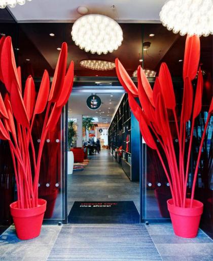citizenM Tower of London - image 3