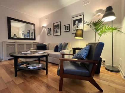 The Bromptons Luxury South Kensington Apartment
