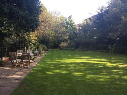 The Bromptons Luxury South Kensington Apartment - image 18