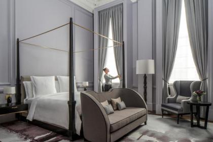 Four Seasons Hotel London at Ten Trinity Square - image 10