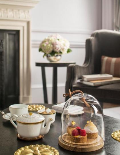 Four Seasons Hotel London at Ten Trinity Square - image 12