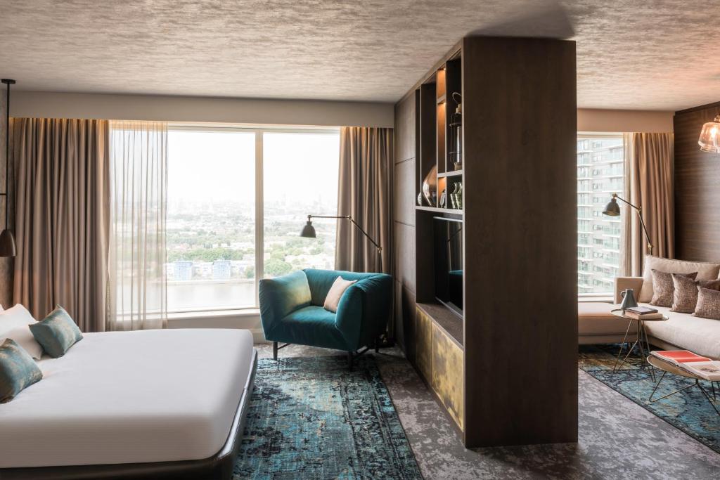 Novotel London Canary Wharf - image 5