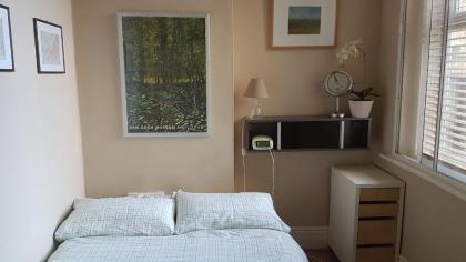 Comfortable Central Apartment in London - image 13