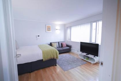 Camden Serviced Apartments - image 14